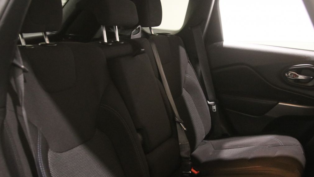 Jeep Cherokee Sport 2022 d&rsquo;occasion à vendre - 23