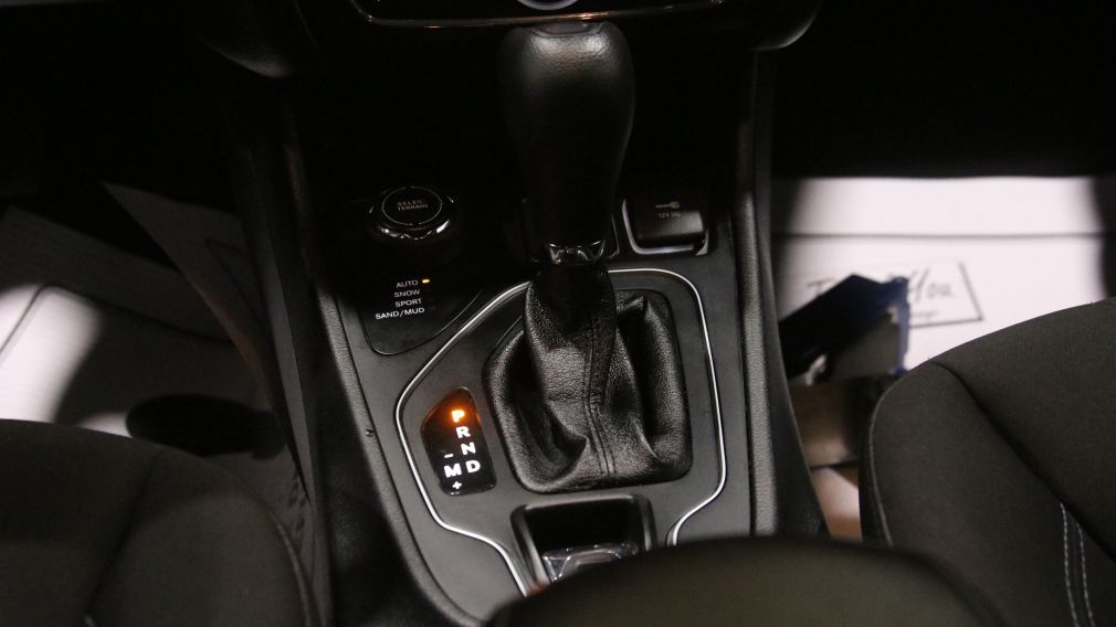 Jeep Cherokee Sport 2022 d&rsquo;occasion à vendre - 20