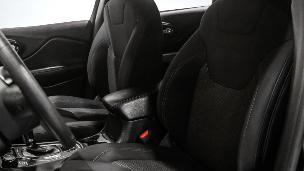 Jeep Cherokee Sport 2022 d&rsquo;occasion à vendre - 9