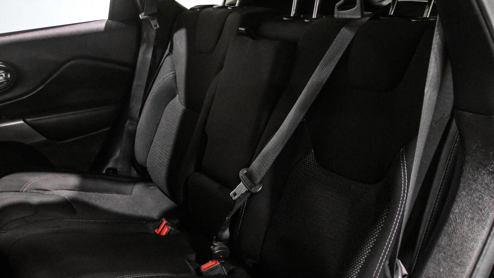 Jeep Cherokee Sport 2022 d&rsquo;occasion à vendre - 22