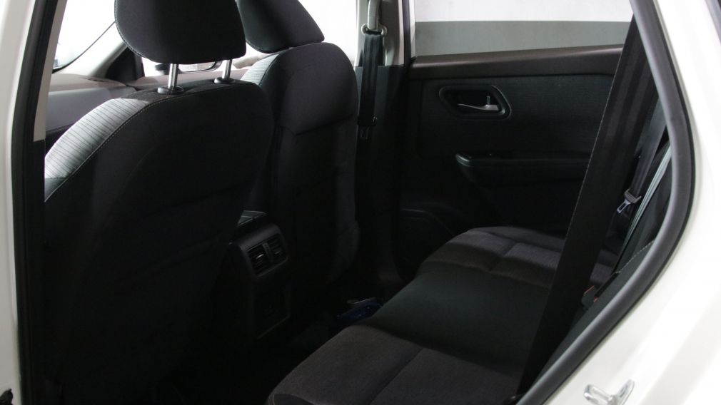 Nissan Rogue SV 2021 d&rsquo;occasion à vendre - 18