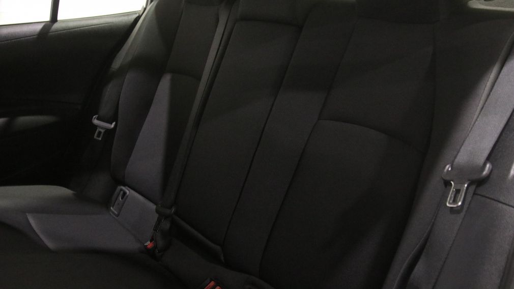 Toyota Corolla Hybrid LE 2024 d&rsquo;occasion à vendre - 19