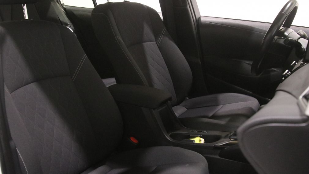 Toyota Corolla Hybrid LE 2024 d&rsquo;occasion à vendre - 21