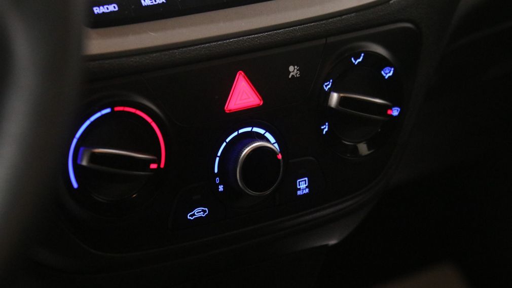 Hyundai Accent Essential 2019 d&rsquo;occasion à vendre - 14