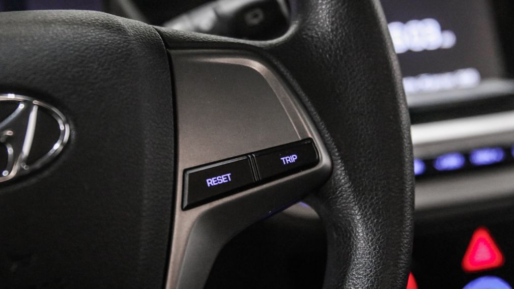 Hyundai Accent Essential 2019 d&rsquo;occasion à vendre - 11