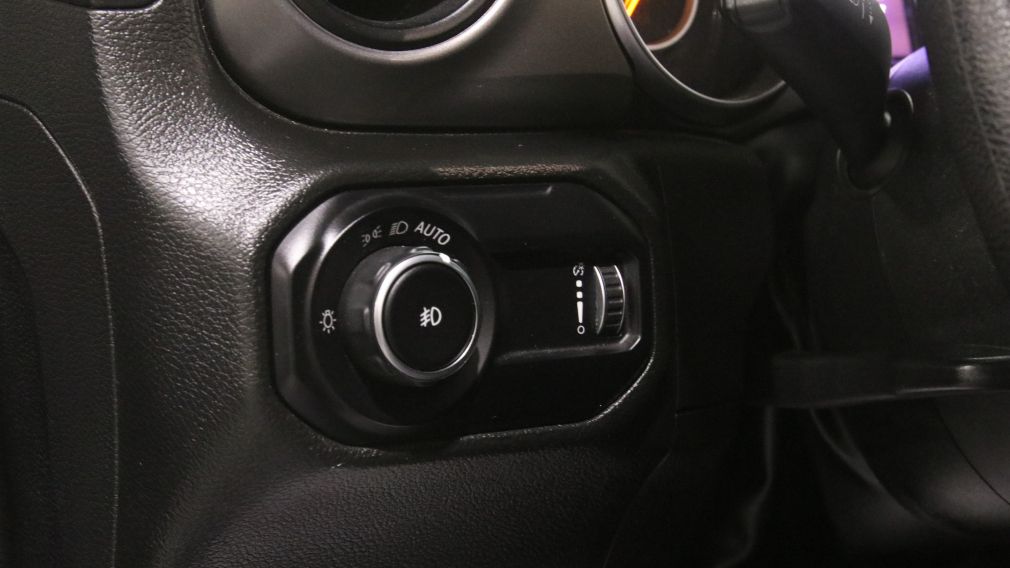 Jeep Wrangler Willys Sport 2023 d&rsquo;occasion à vendre - 11