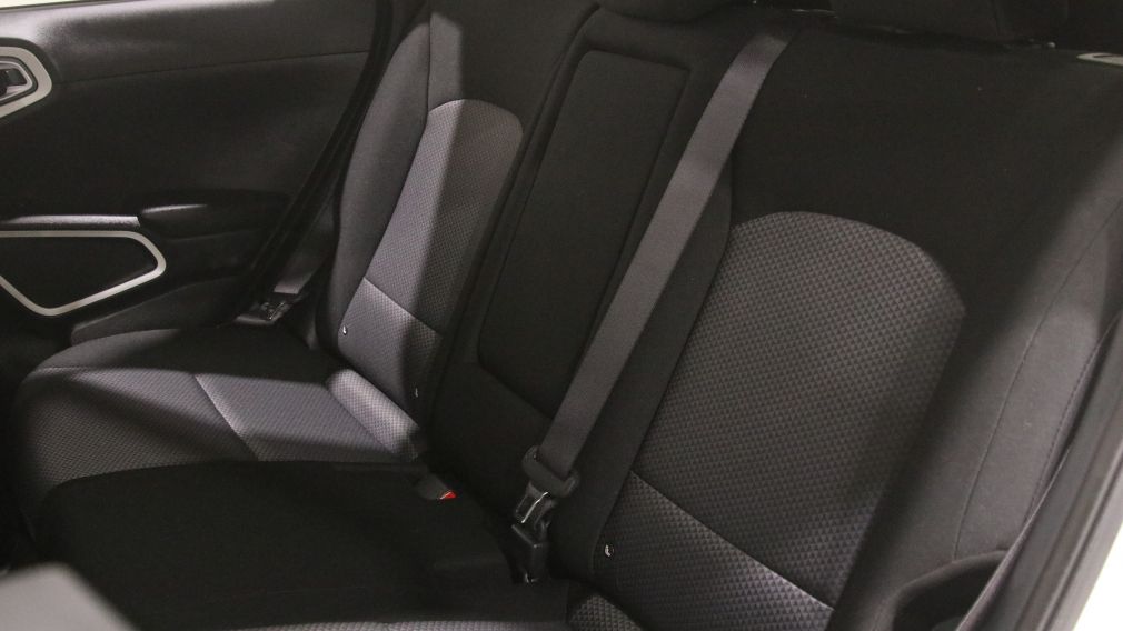 Kia Soul EV Premium 2023 d&rsquo;occasion à vendre - 23