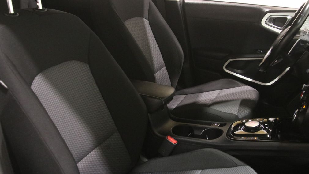 Kia Soul EV Premium 2023 d&rsquo;occasion à vendre - 25