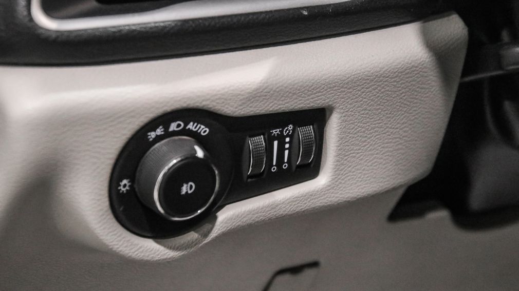 Chrysler Pacifica Touring L 2022 d&rsquo;occasion à vendre - 13