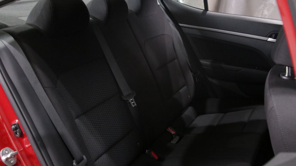 Hyundai Elantra Preferred w/Sun & Safety Package 2020 d&rsquo;occasion à vendre - 21