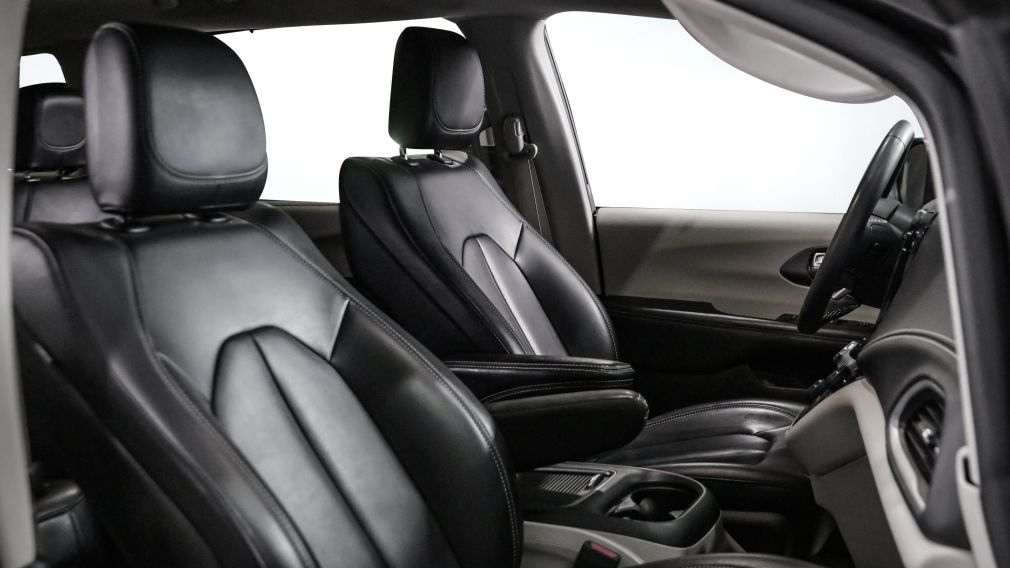 Chrysler Pacifica Touring L 2023 d&rsquo;occasion à vendre - 28