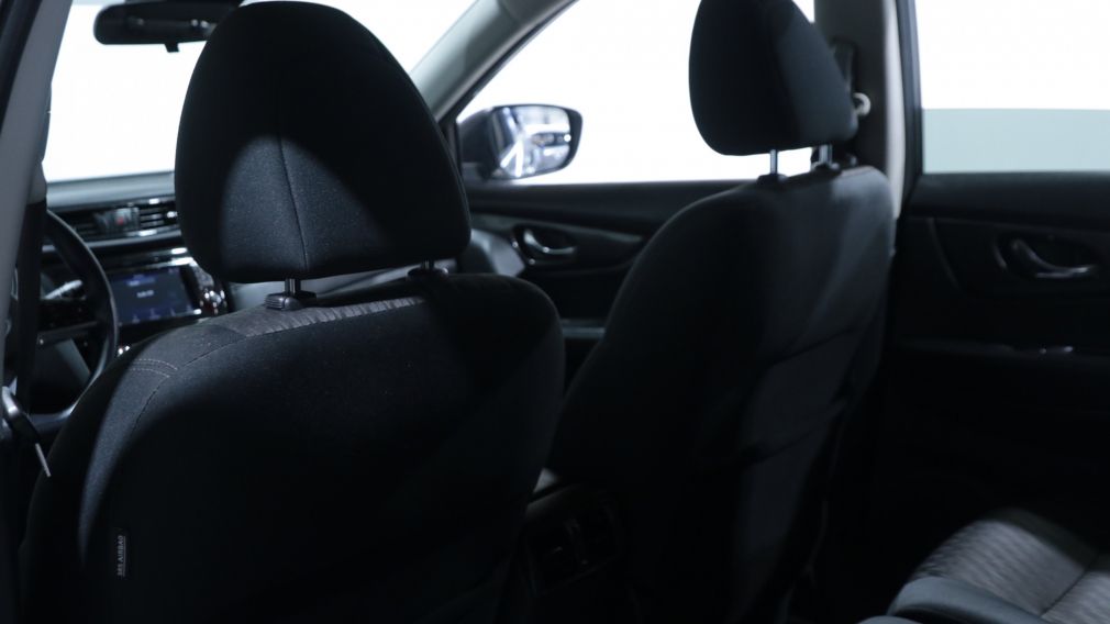 Nissan Rogue SV 2019 d&rsquo;occasion à vendre - 19