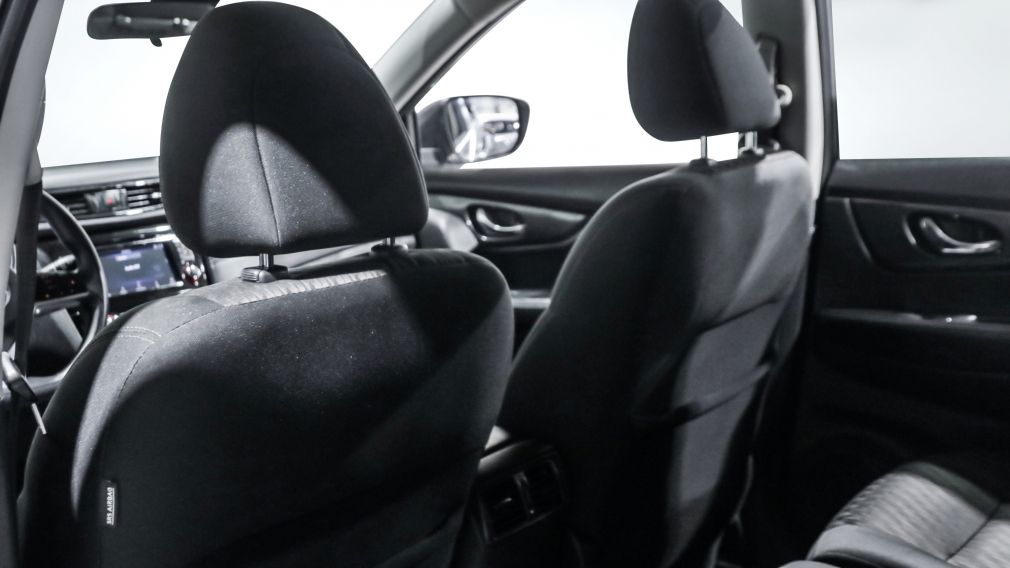 Nissan Rogue SV 2019 d&rsquo;occasion à vendre - 19