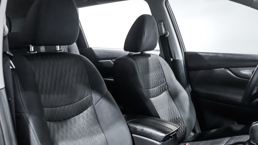 Nissan Rogue SV 2019 d&rsquo;occasion à vendre - 23