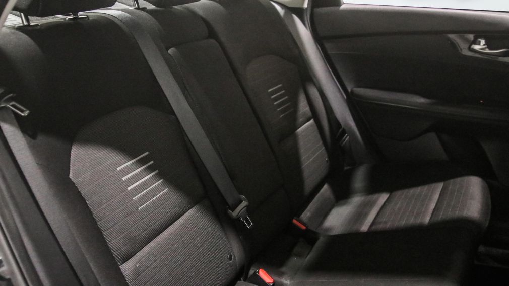 Kia Forte EX 2019 d&rsquo;occasion à vendre - 23