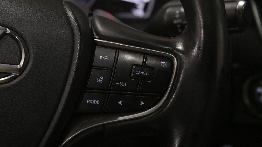 Lexus UX UX 250h 2023 d&rsquo;occasion à vendre - 17