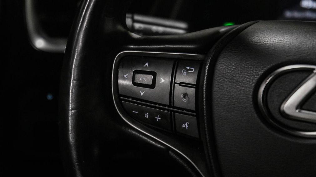 Lexus UX UX 250h 2023 à vendre à Trois-Rivières - 16