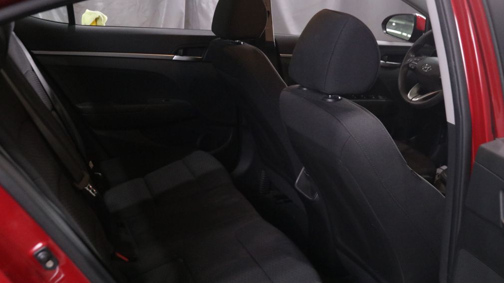 Hyundai Elantra Essential 2020 d&rsquo;occasion à vendre - 22