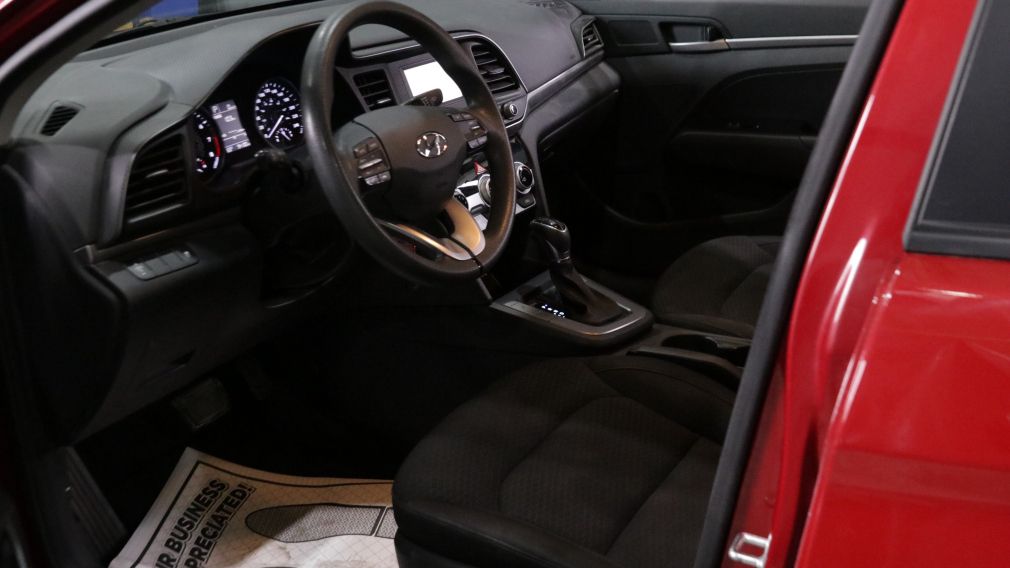 Hyundai Elantra Essential 2020 d&rsquo;occasion à vendre - 16
