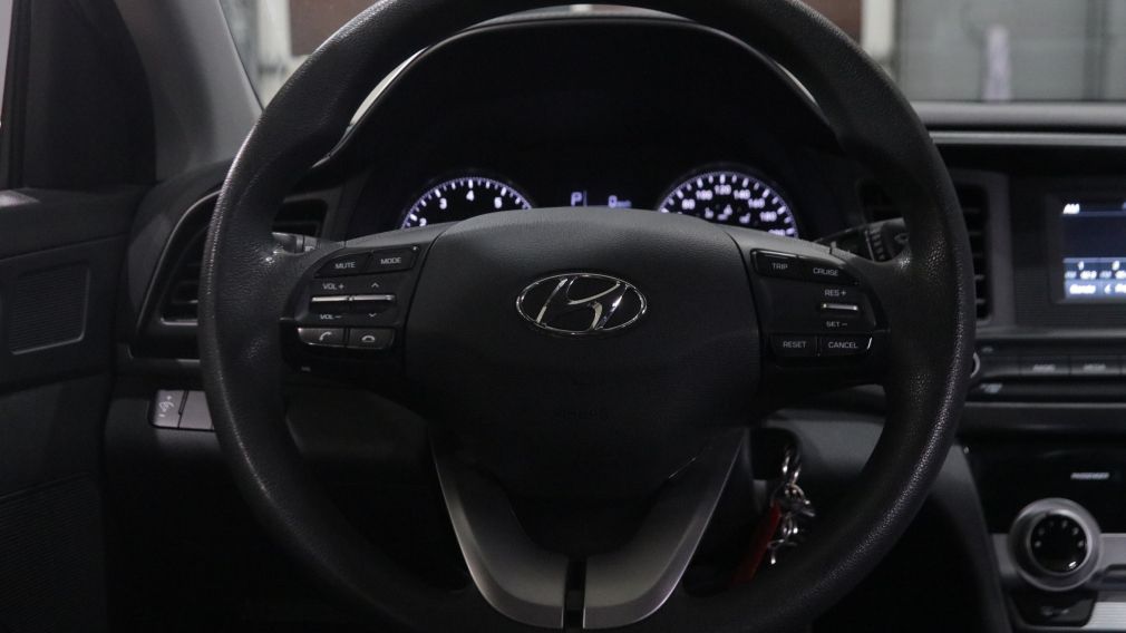 Hyundai Elantra Essential 2020 d&rsquo;occasion à vendre - 13