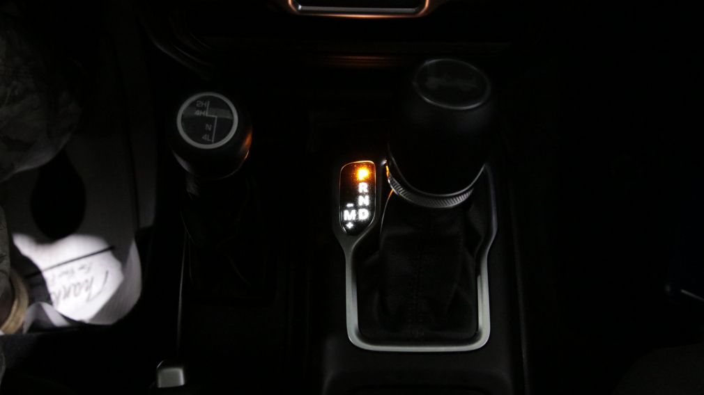 Jeep Wrangler Sport 2022 d&rsquo;occasion à vendre - 16