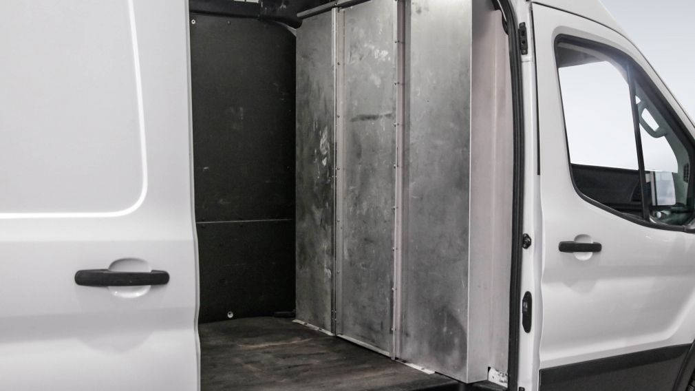 Ford TRANSIT T-250 148&Prime; Med Rf 9070 GVWR RWD 2021 d&rsquo;occasion à vendre - 16