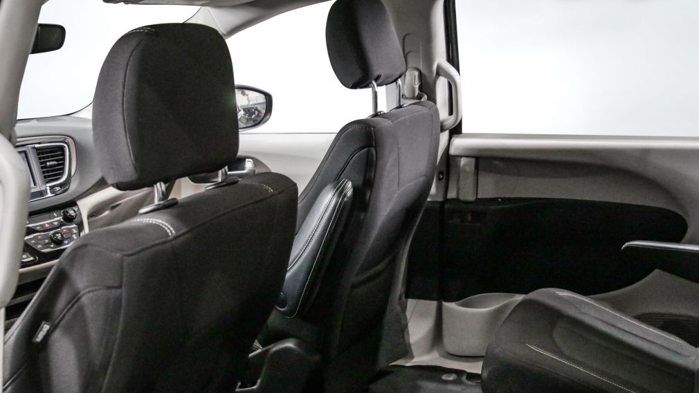 Chrysler Grand Caravan SXT 2024 à vendre à Donnacona - 16