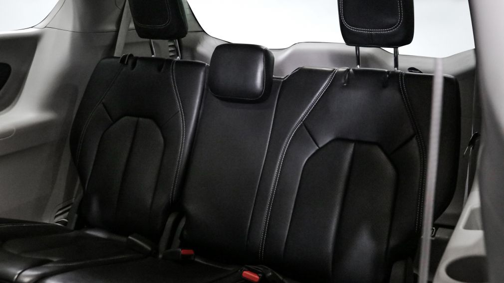 Chrysler Pacifica Touring L 2023 d&rsquo;occasion à vendre - 21