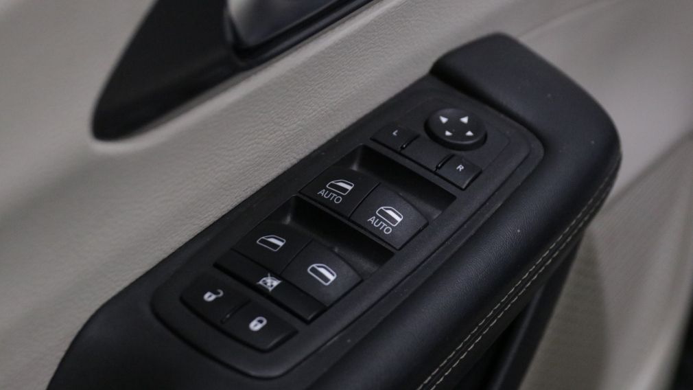 Chrysler Pacifica Touring L 2023 d&rsquo;occasion à vendre - 9