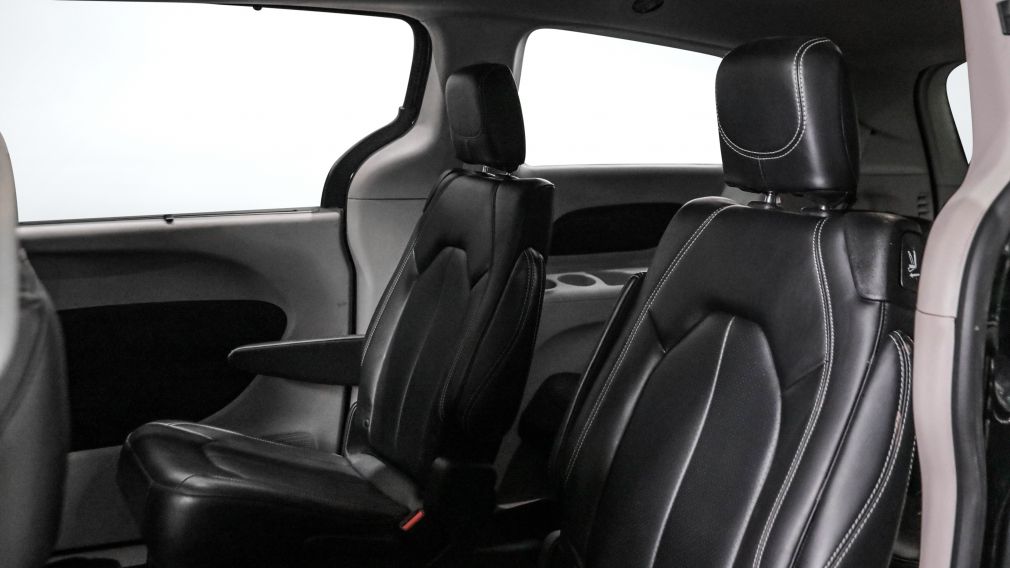 Chrysler Pacifica Touring L 2023 d&rsquo;occasion à vendre - 19