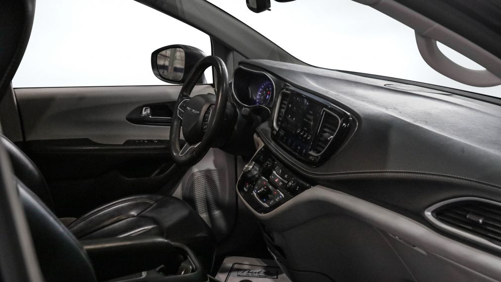 Chrysler Pacifica Touring L 2023 d&rsquo;occasion à vendre - 25