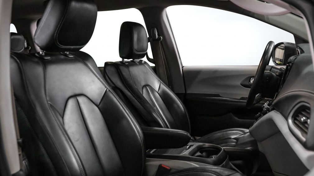 Chrysler Pacifica Touring L 2023 d&rsquo;occasion à vendre - 26