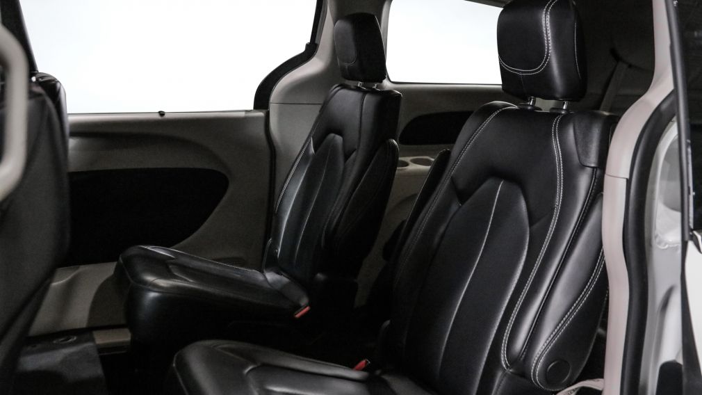 Chrysler Pacifica Touring L 2023 d&rsquo;occasion à vendre - 19