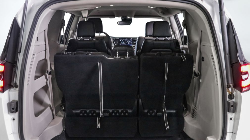 Chrysler Pacifica Touring L 2023 d&rsquo;occasion à vendre - 22