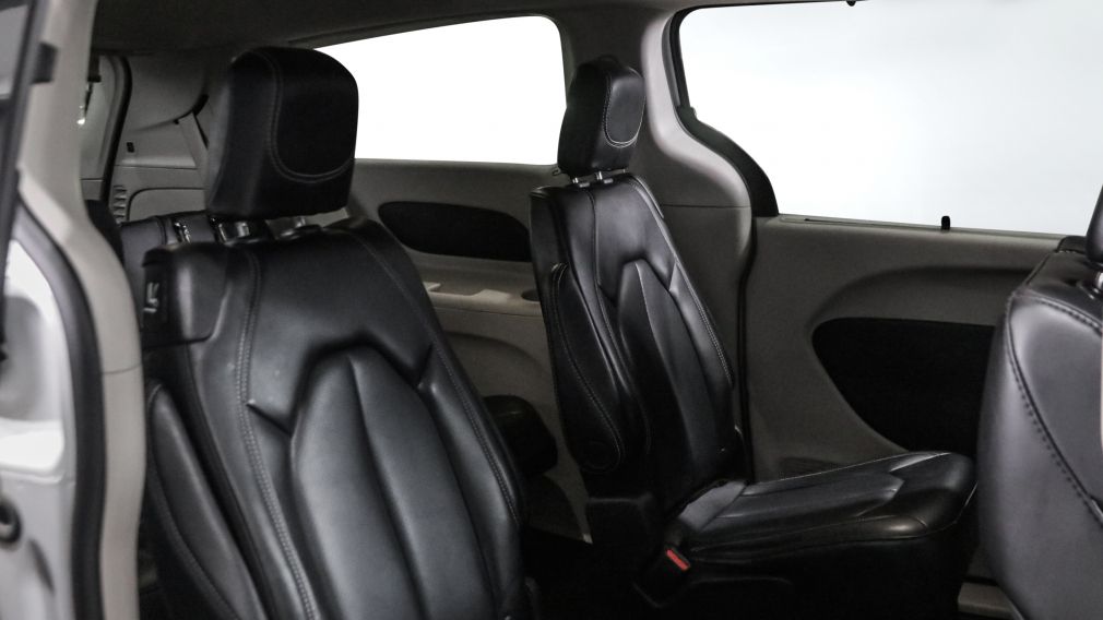 Chrysler Pacifica Touring L 2023 d&rsquo;occasion à vendre - 24