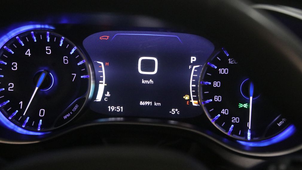 Chrysler Pacifica Touring L 2023 d&rsquo;occasion à vendre - 18