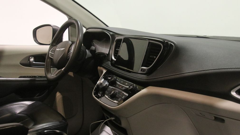 Chrysler Pacifica Touring L 2023 d&rsquo;occasion à vendre - 26