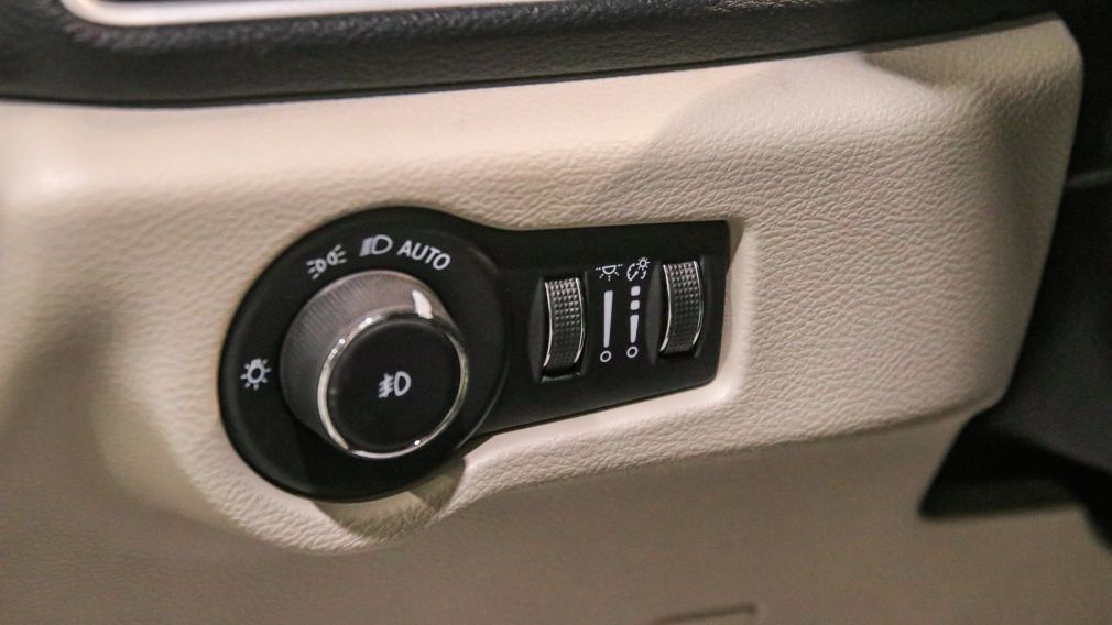 Chrysler Pacifica Touring L 2023 d&rsquo;occasion à vendre - 12