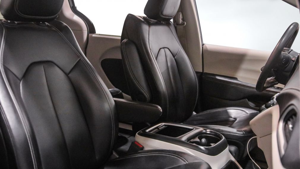 Chrysler Pacifica Touring L 2023 d&rsquo;occasion à vendre - 25