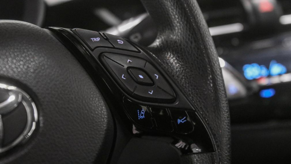 Toyota C-HR LE 2021 d&rsquo;occasion à vendre - 14