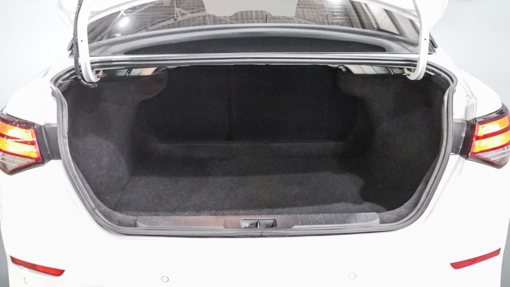 Nissan Sentra SV 2023 d&rsquo;occasion à vendre - 21