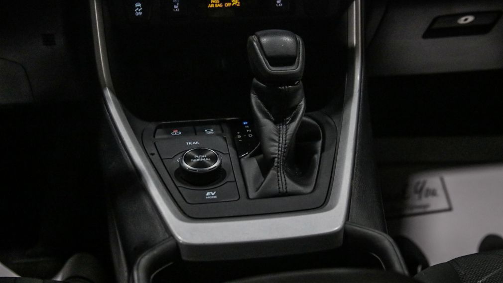 Toyota Rav 4 Hybrid LE 2023 d&rsquo;occasion à vendre - 19