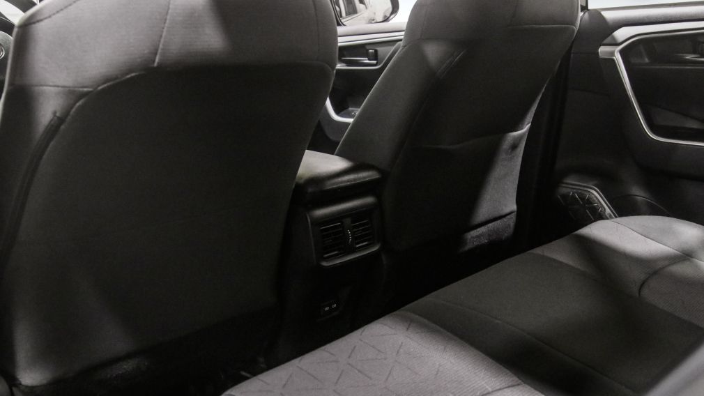 Toyota Rav 4 Hybrid LE 2023 d&rsquo;occasion à vendre - 20