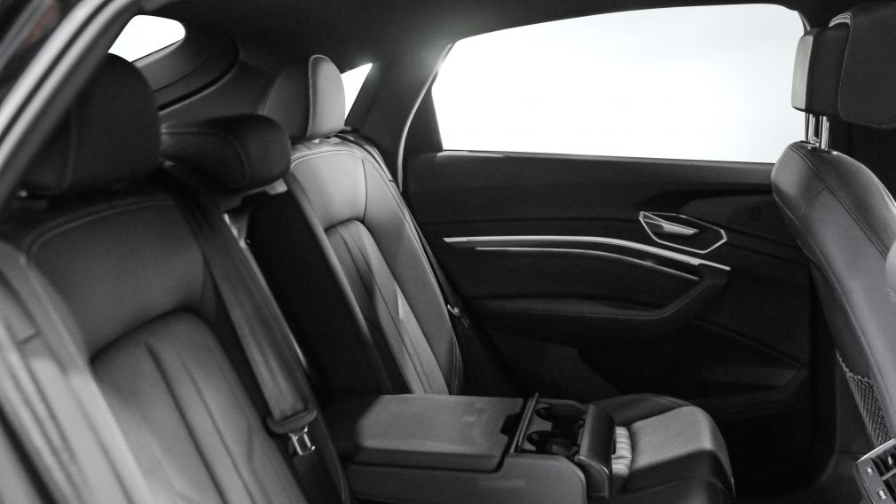 Audi e-tron Progressiv 2022 d&rsquo;occasion à vendre - 23