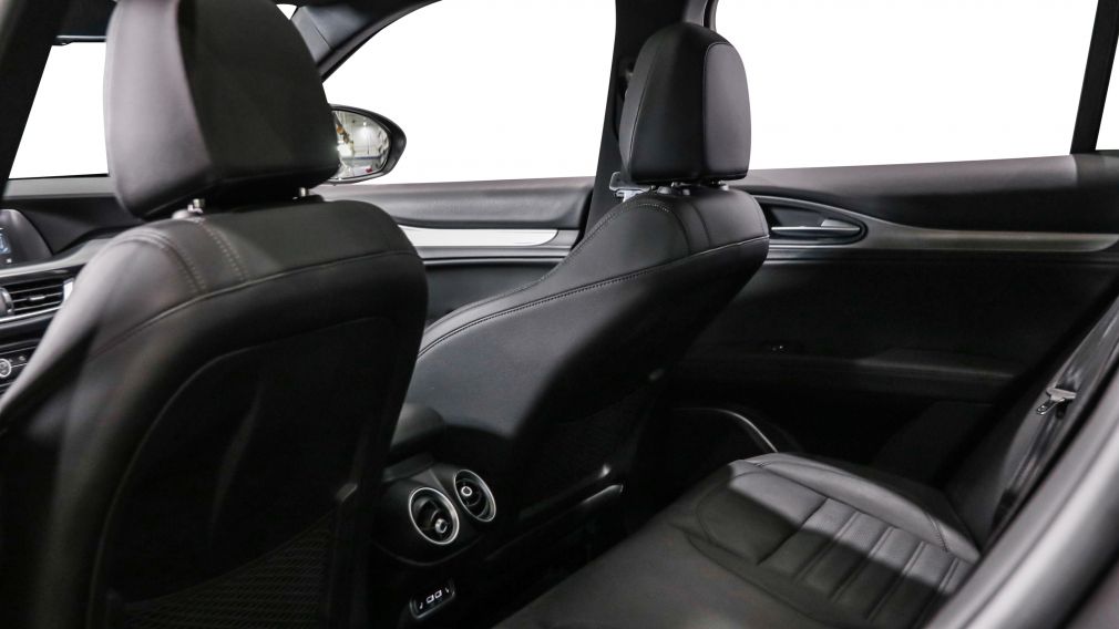 Alfa Romeo Stelvio Ti Sport 2021 d&rsquo;occasion à vendre - 23