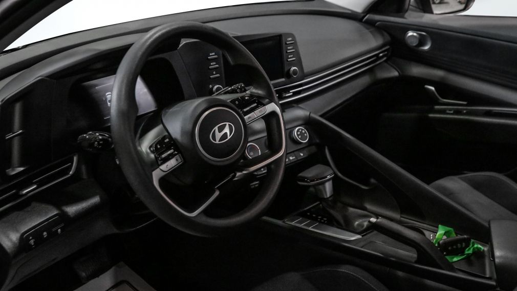 Hyundai Elantra Essential 2024 d&rsquo;occasion à vendre - 7