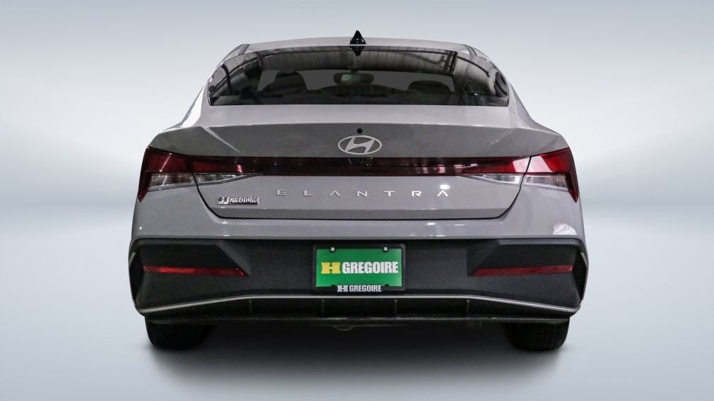 Hyundai Elantra Essential 2024 à vendre à Trois-Rivières - 5