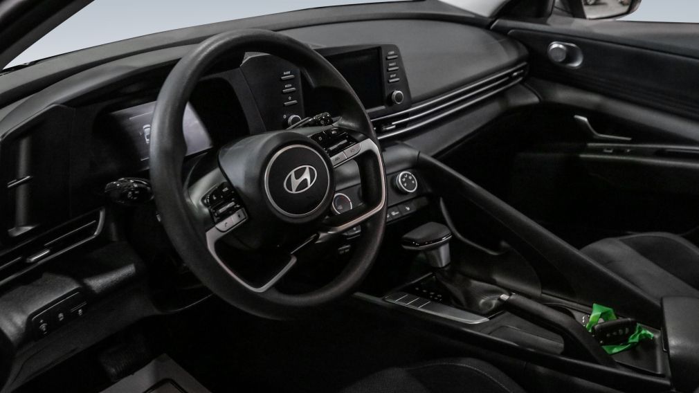 Hyundai Elantra Essential 2024 à vendre à Trois-Rivières - 7