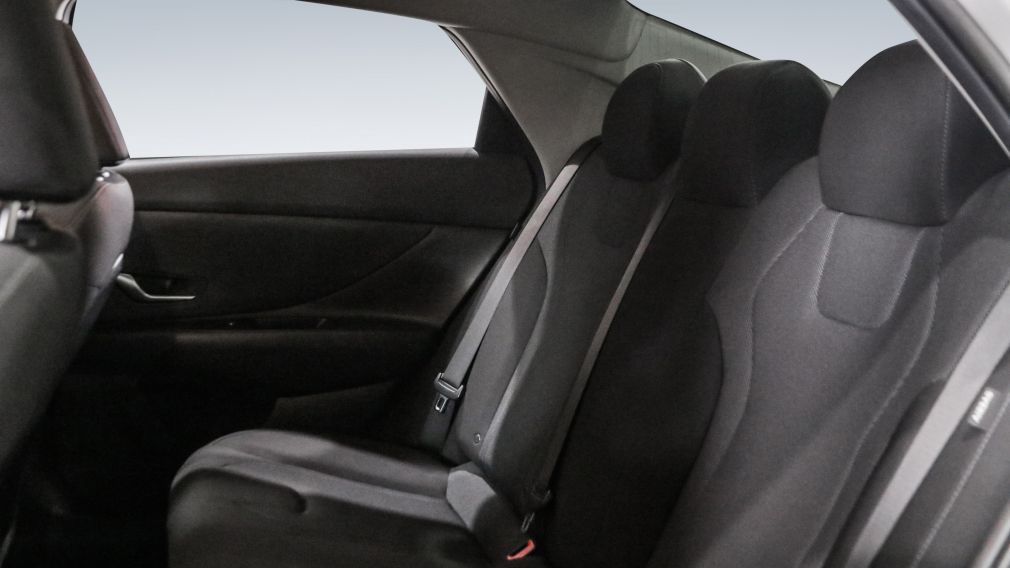 Hyundai Elantra Essential 2024 à vendre à Trois-Rivières - 17