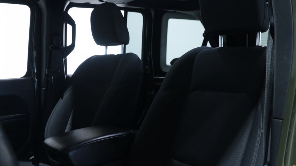 Jeep Wrangler Unlimited Sport Altitude 2022 d&rsquo;occasion à vendre - 11